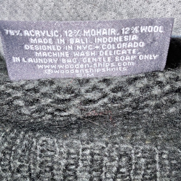 Woodenships Women’s Knit Red heart Gray Crew Neck Mohair wool Blend Sweater S/M - Picture 10 of 11